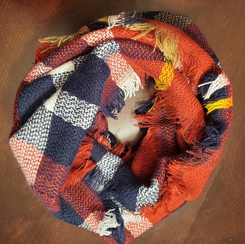 Kids Infinity Scarf - Picture 2 of 3